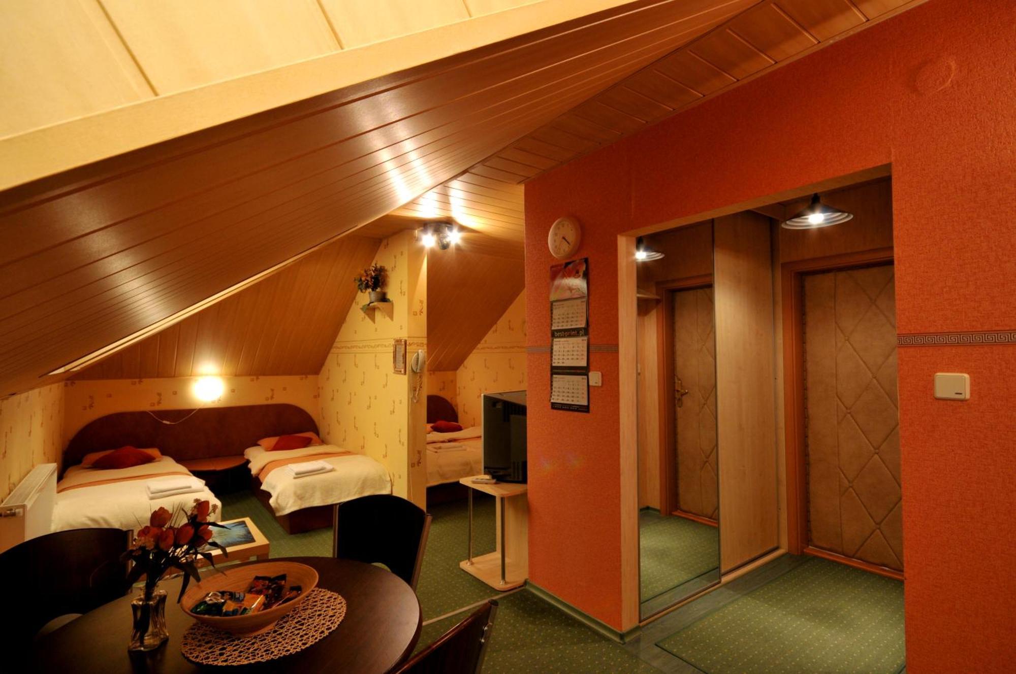 Apart A2 Poznan - 24H - Self Check-In - Free Parking Ruang foto