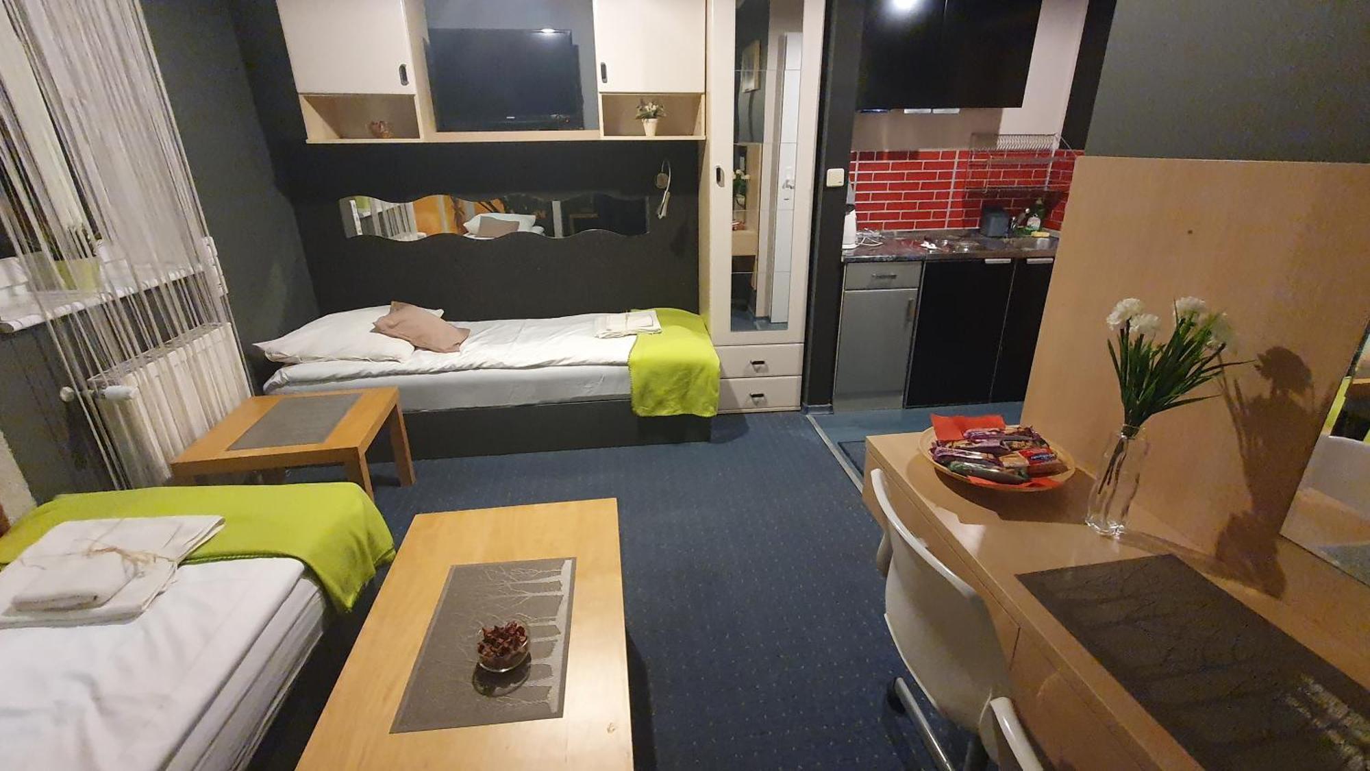 Apart A2 Poznan - 24H - Self Check-In - Free Parking Ruang foto