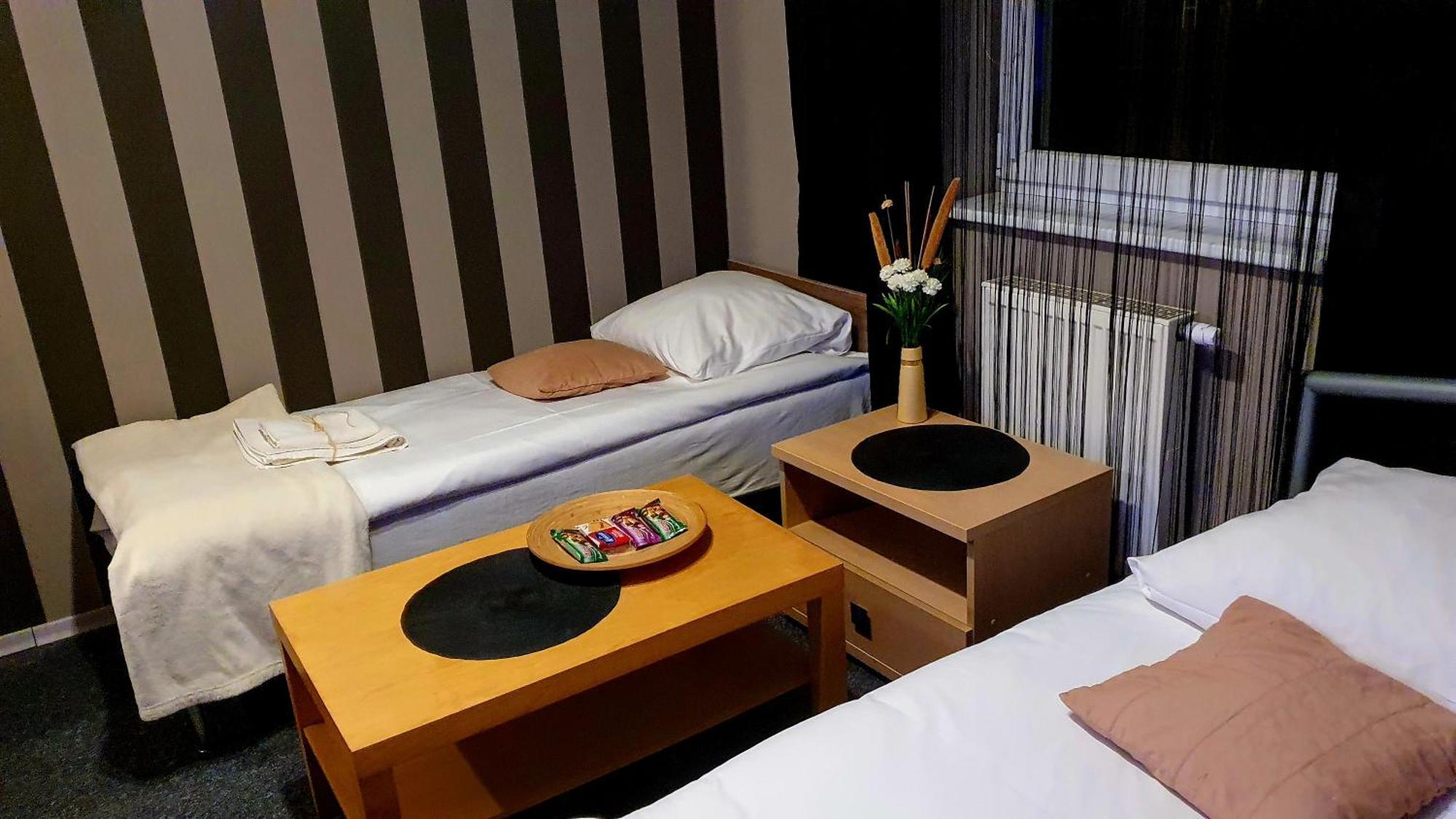 Apart A2 Poznan - 24H - Self Check-In - Free Parking Ruang foto