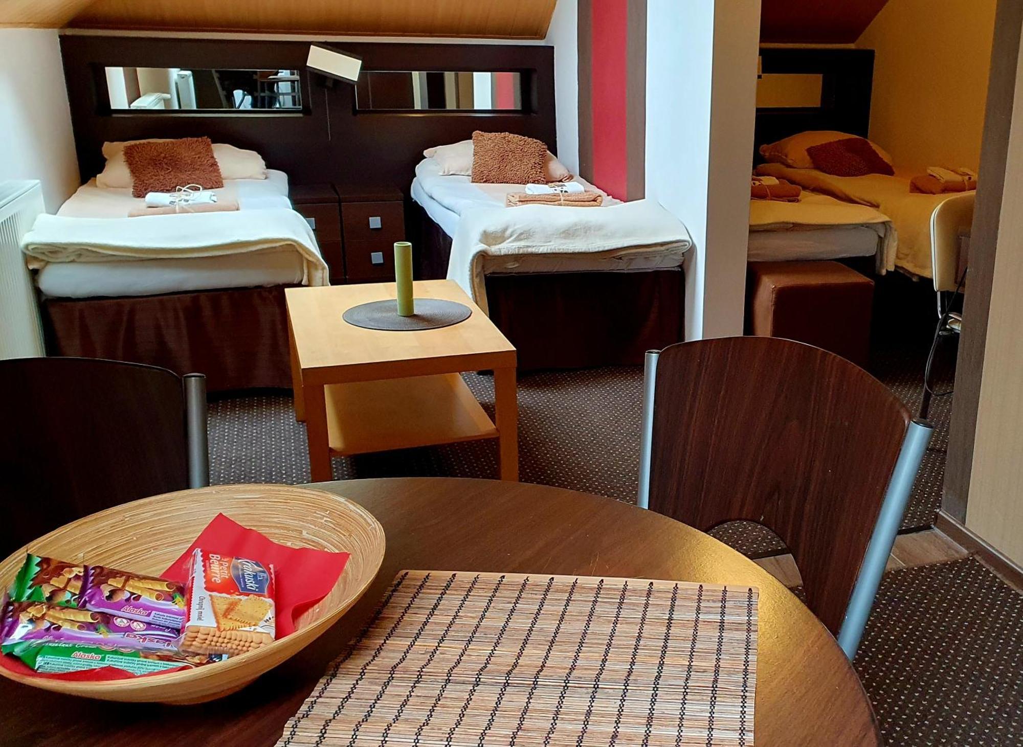 Apart A2 Poznan - 24H - Self Check-In - Free Parking Ruang foto