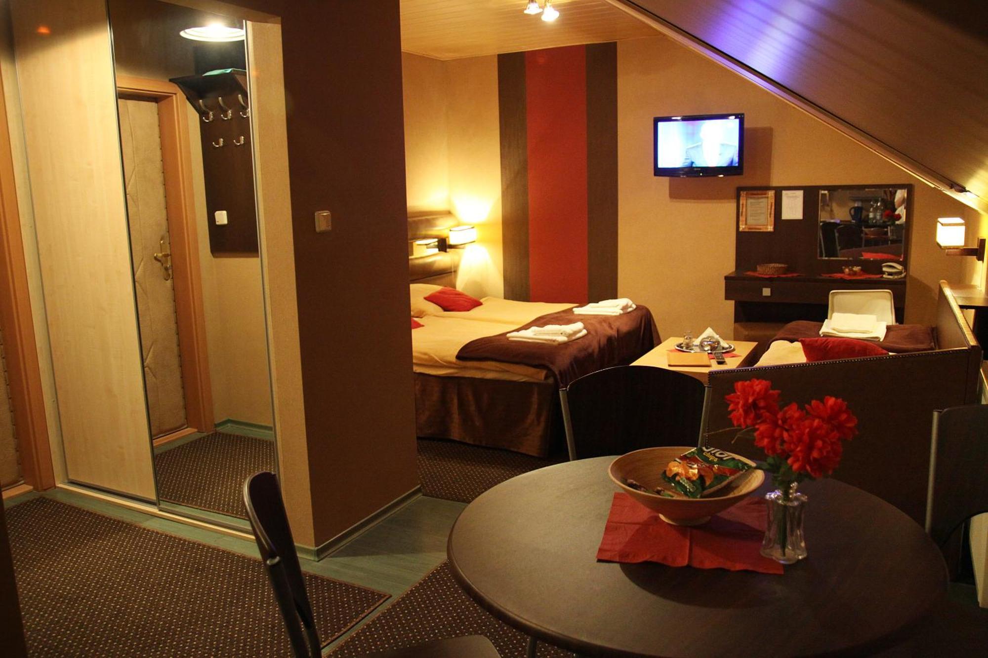 Apart A2 Poznan - 24H - Self Check-In - Free Parking Ruang foto