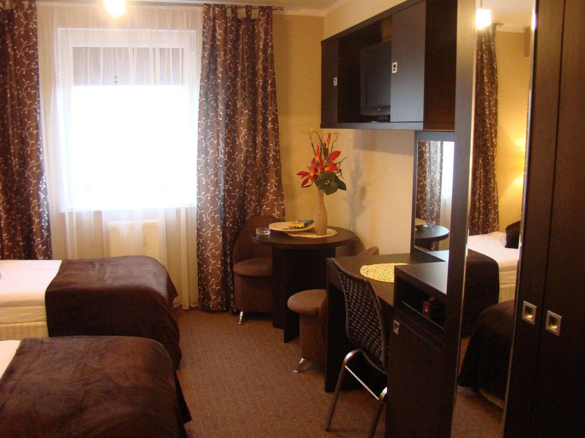 Apart A2 Poznan - 24H - Self Check-In - Free Parking Bagian luar foto